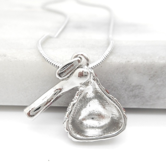 Austrian Crystal Kiss Kisses Pendant Necklace - Picture 3 of 3